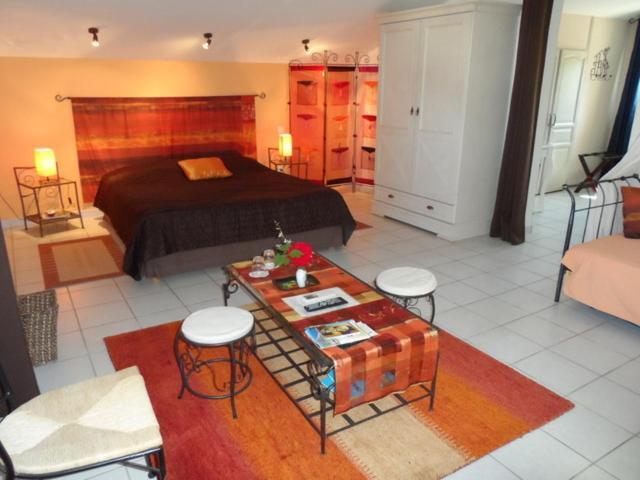 Chambres D'Hotes La Colombiere 콜롱비에 객실 사진